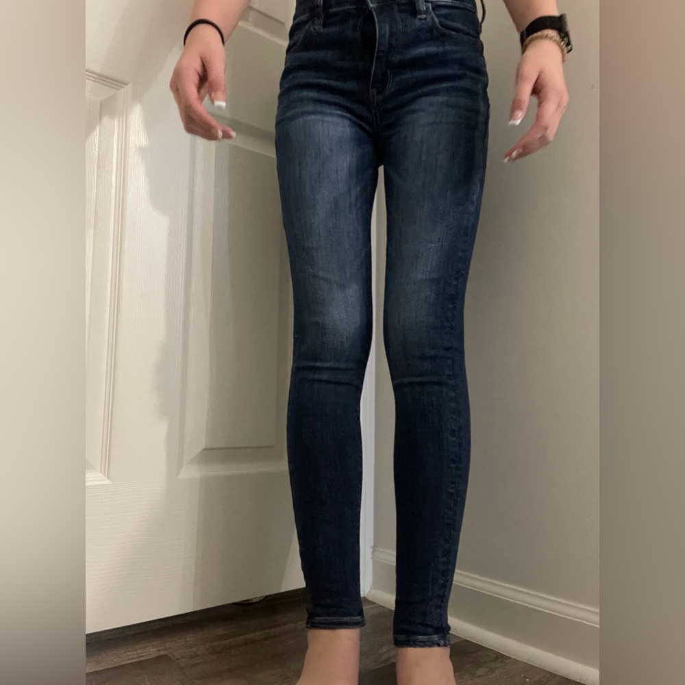 American Eagle skinny jeans with stretch
